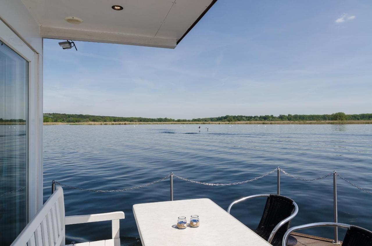 Feststehendes Hausboot Hotell Kolonie Zern Eksteriør bilde